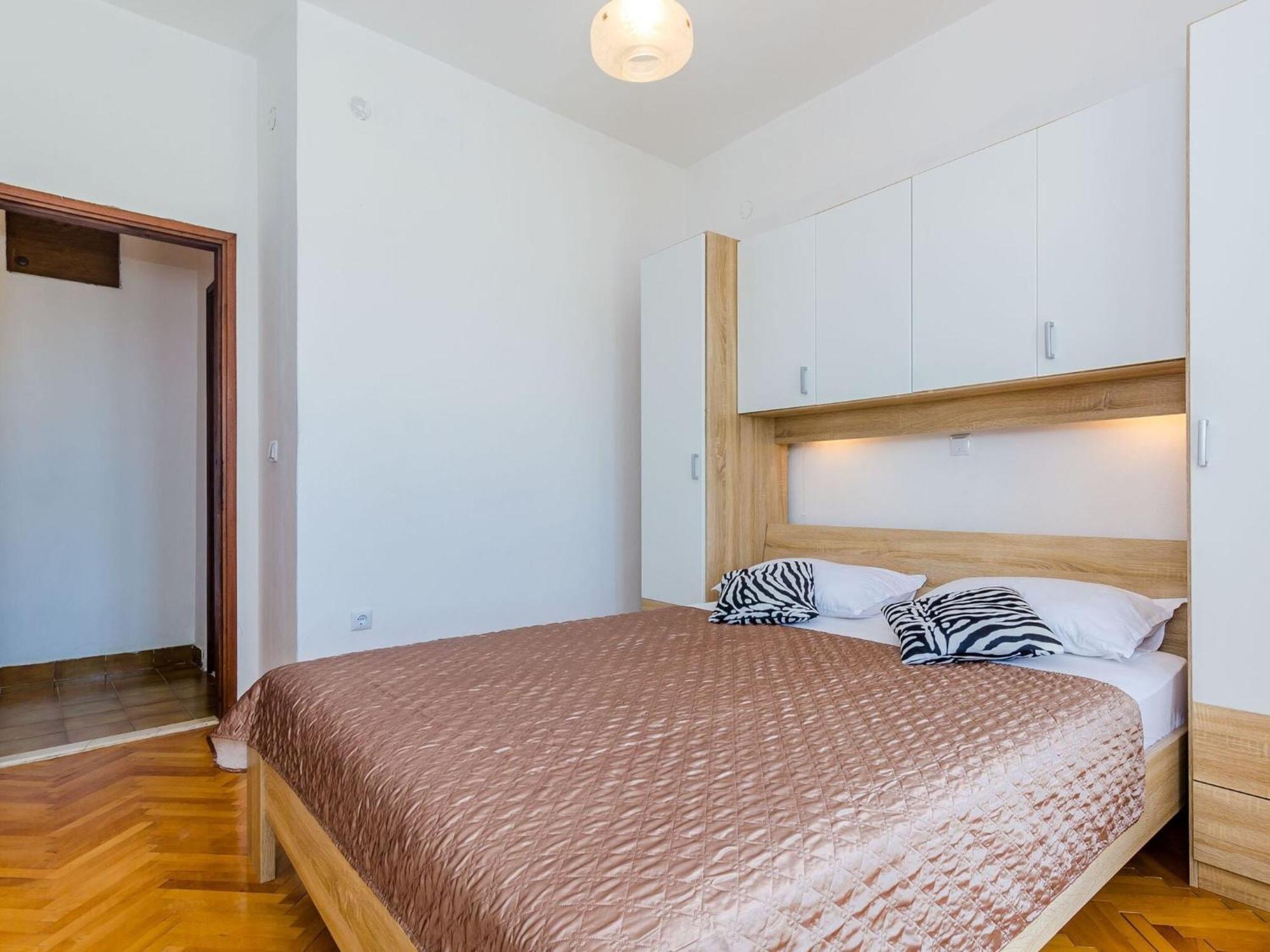 Villa Dalmatian Gem - Two-Bedroom Villa With Terrace And Swimming Pool Gruda Exterior foto